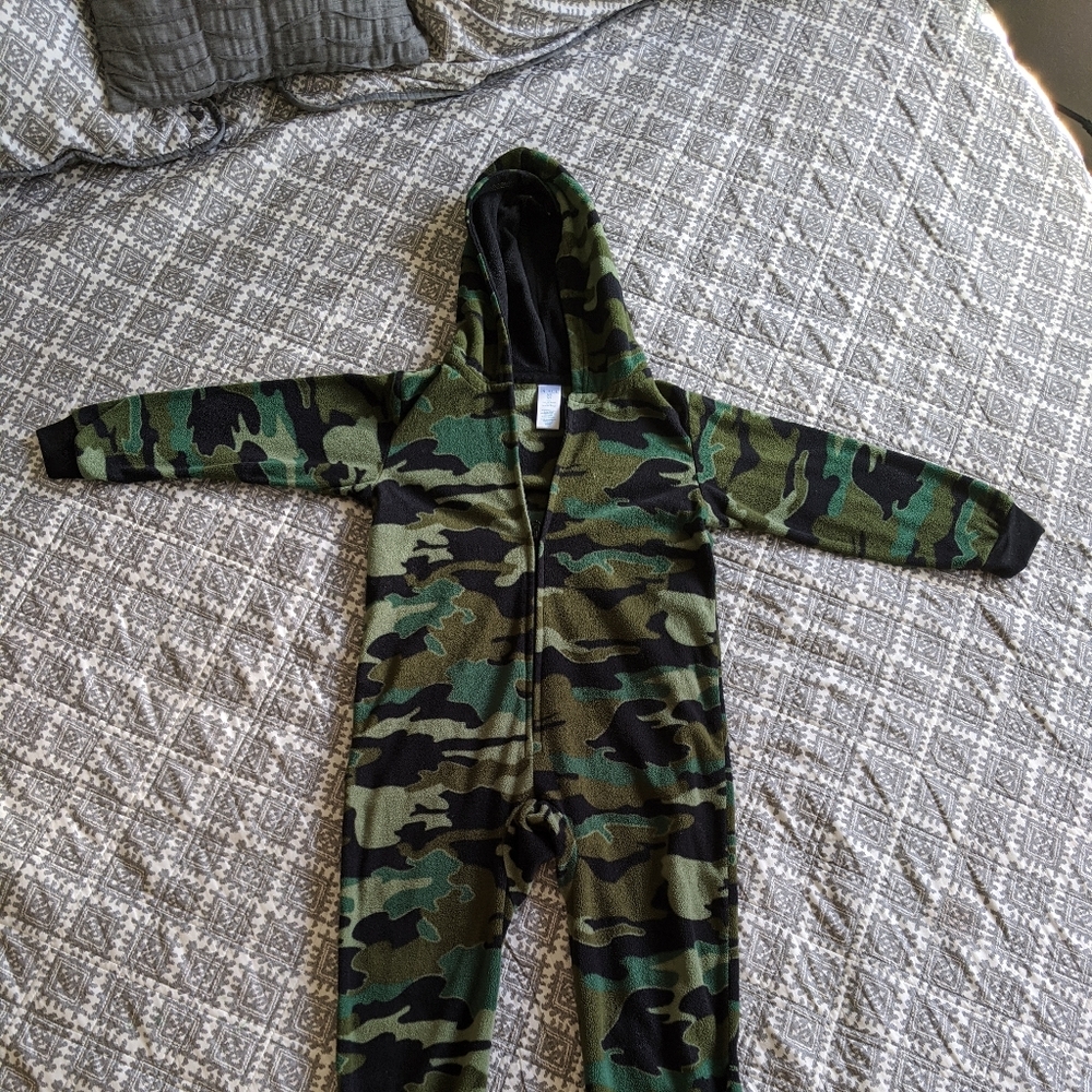 Camouflage polar fleece pajama onesie w/hoodie